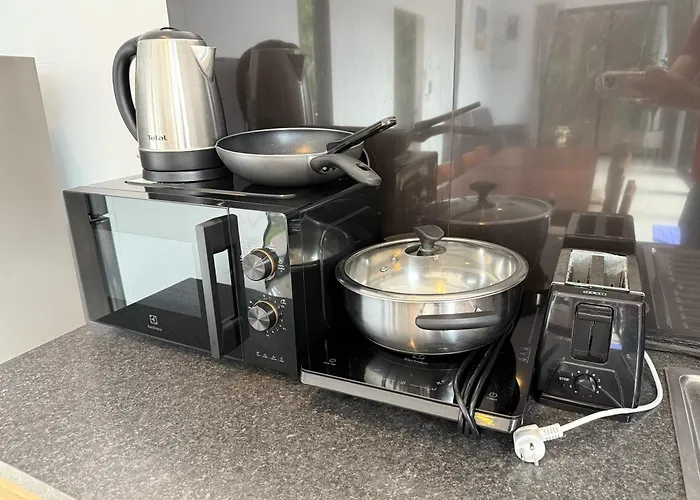 Thames Tara Private Pool Villa Rawai PhuketVilla